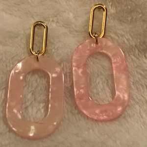 🌺🌸 ⭐️NEW⭐️ Spring Ready Gorgeous Pink Earrings